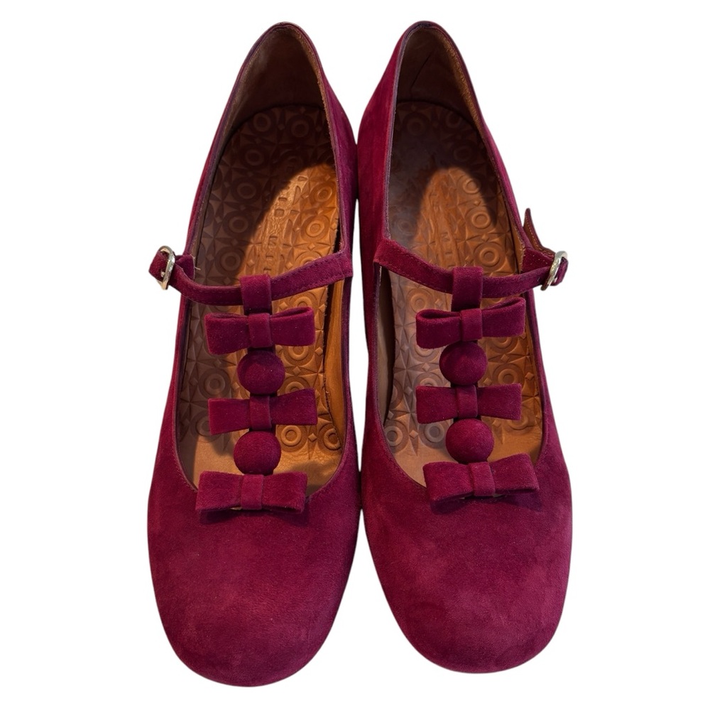 Anthropology Chie Mihara Bow-Embellished Suede Cranberry T-Strap Heels Sz 39